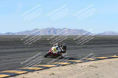 media/Dec-08-2024-CVMA (Sun) [[267e5a7075]]/Race 2-Amateur Supersport Open/